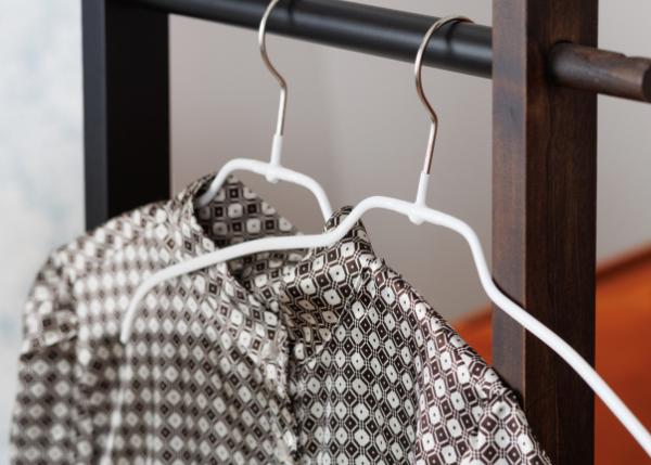 Cintres pour chemises et chemisiers