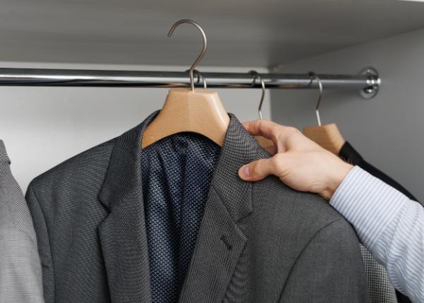 Cintres pour costumes